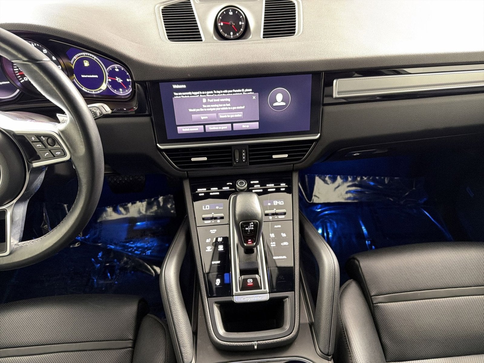 2023 Porsche Cayenne Platinum Edition