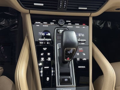 2021 Porsche Cayenne Base