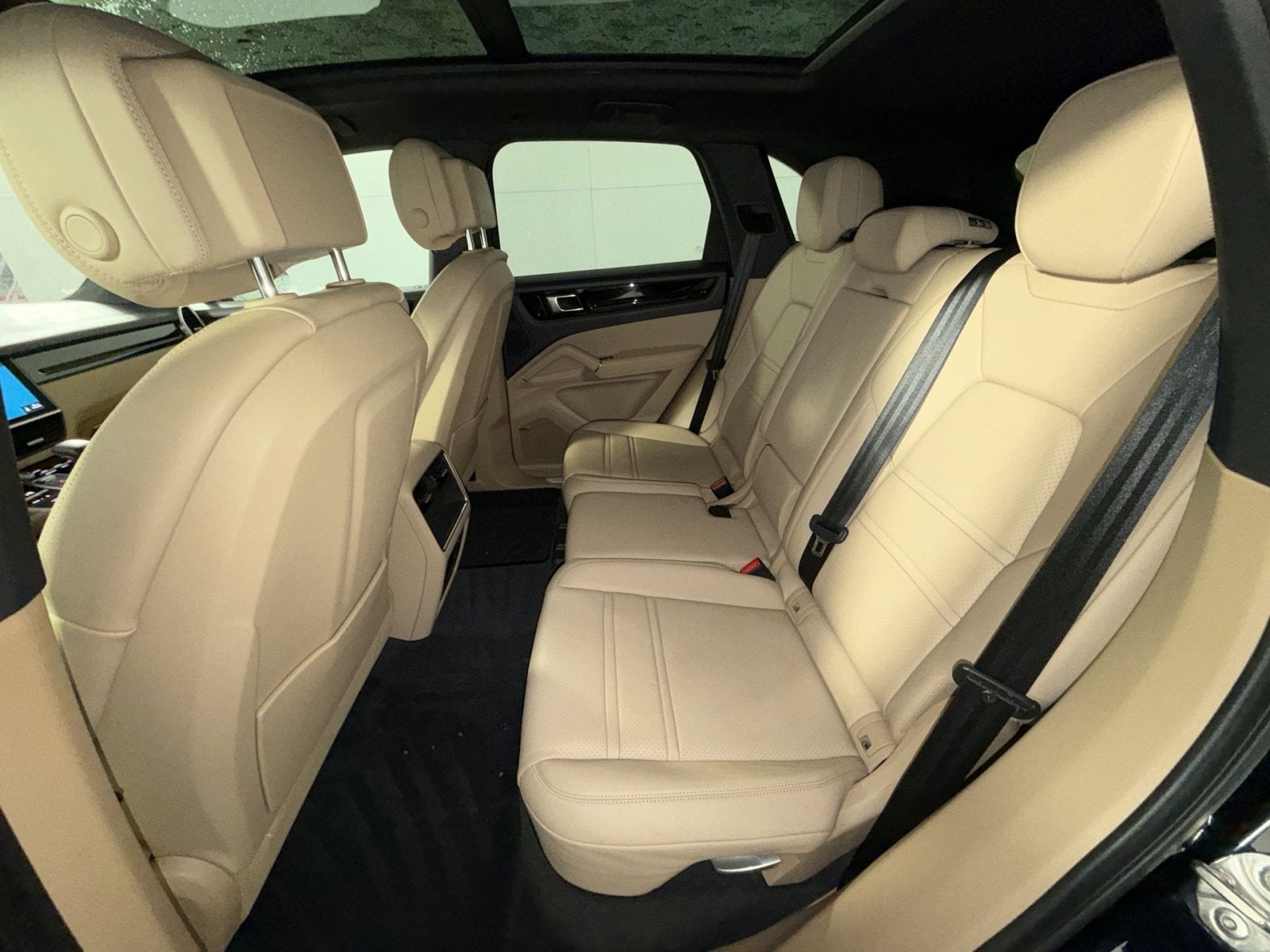 2021 Porsche Cayenne Base