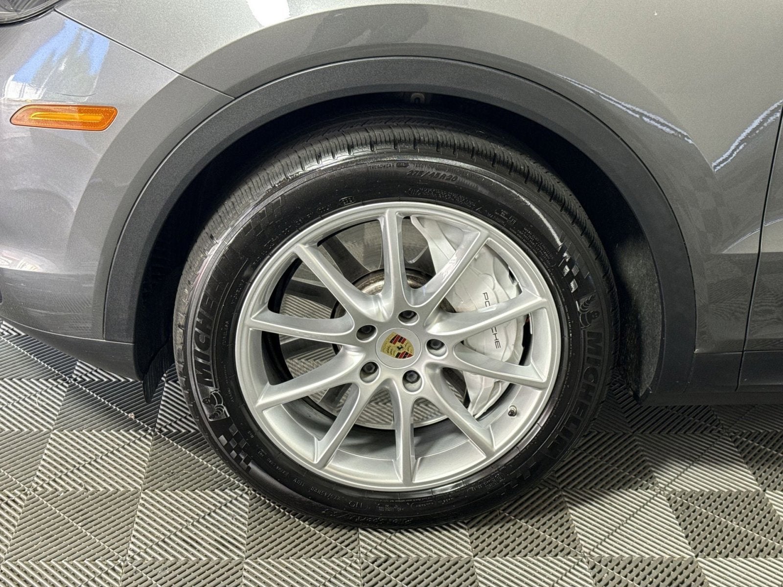 2020 Porsche Cayenne Base