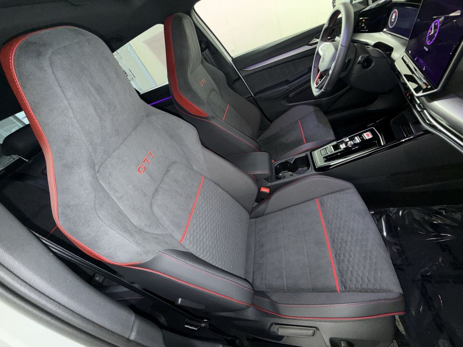 2025 Volkswagen Golf GTI 2.0T SE
