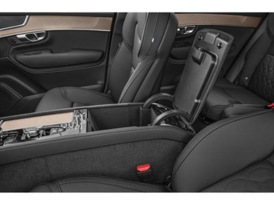 2025 Volvo XC90 B6 Core