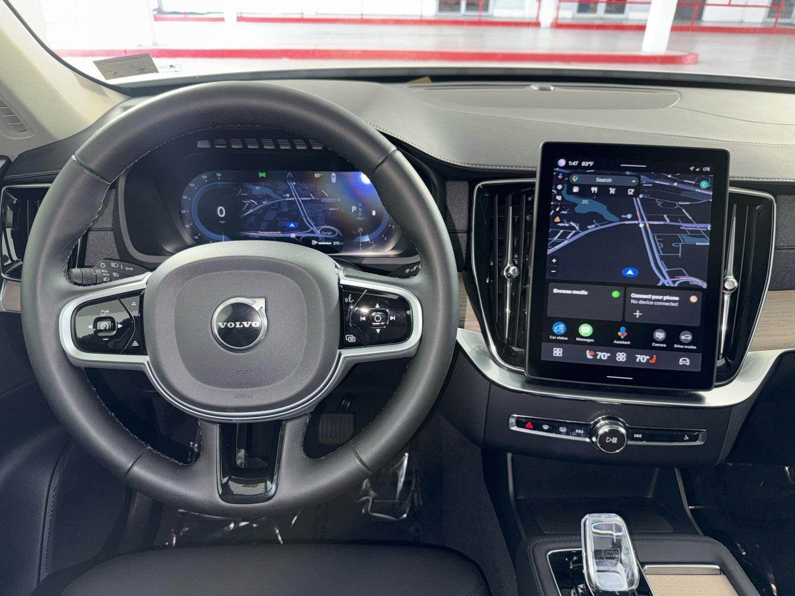 2025 Volvo XC90 B6 Core
