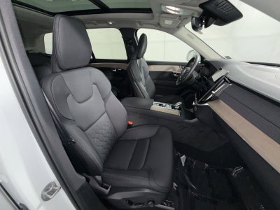 2025 Volvo XC90 B6 Core
