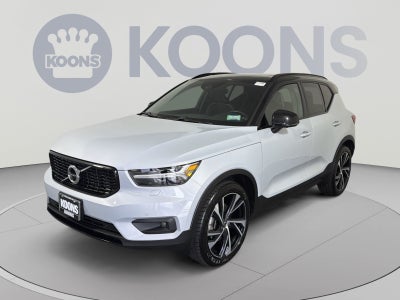 2020 Volvo XC40 R-Design