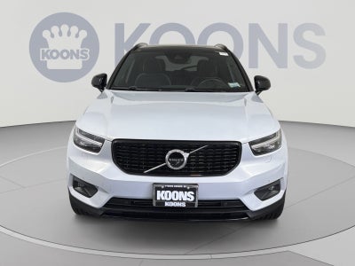 2020 Volvo XC40 R-Design
