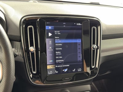 2020 Volvo XC40 R-Design