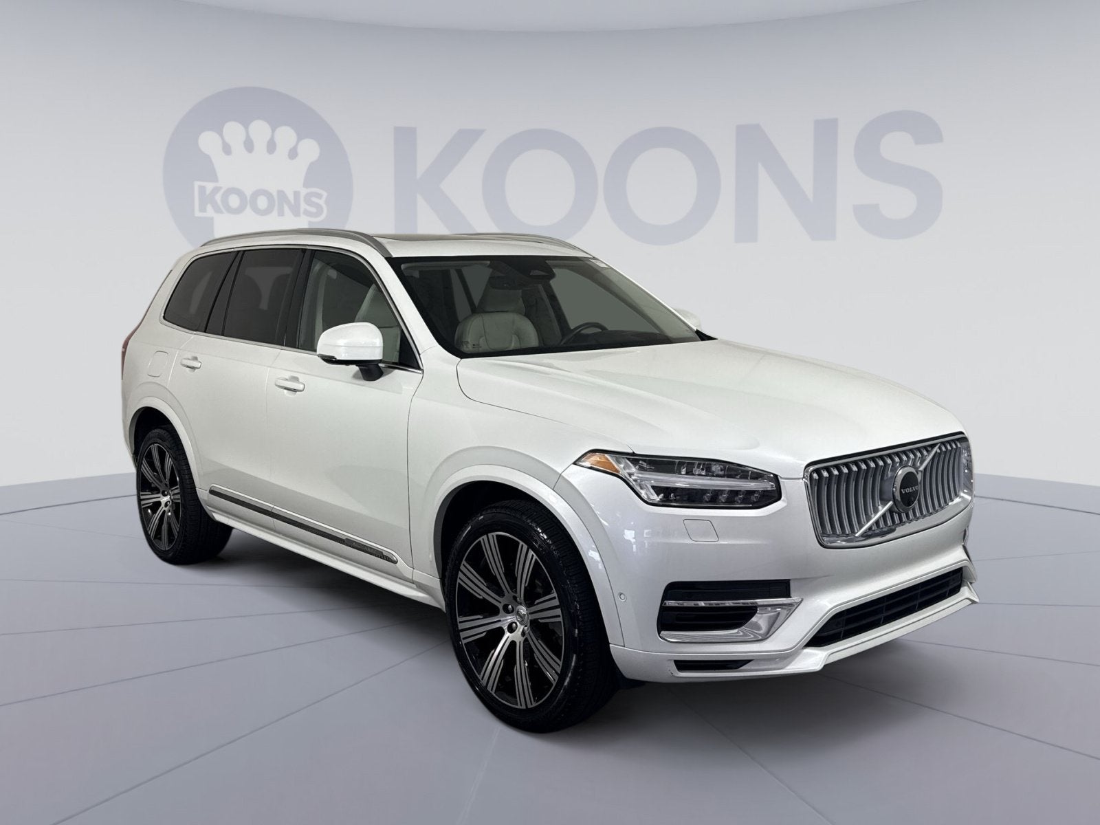 2023 Volvo XC90 Recharge Plug-In Hybrid Ultimate
