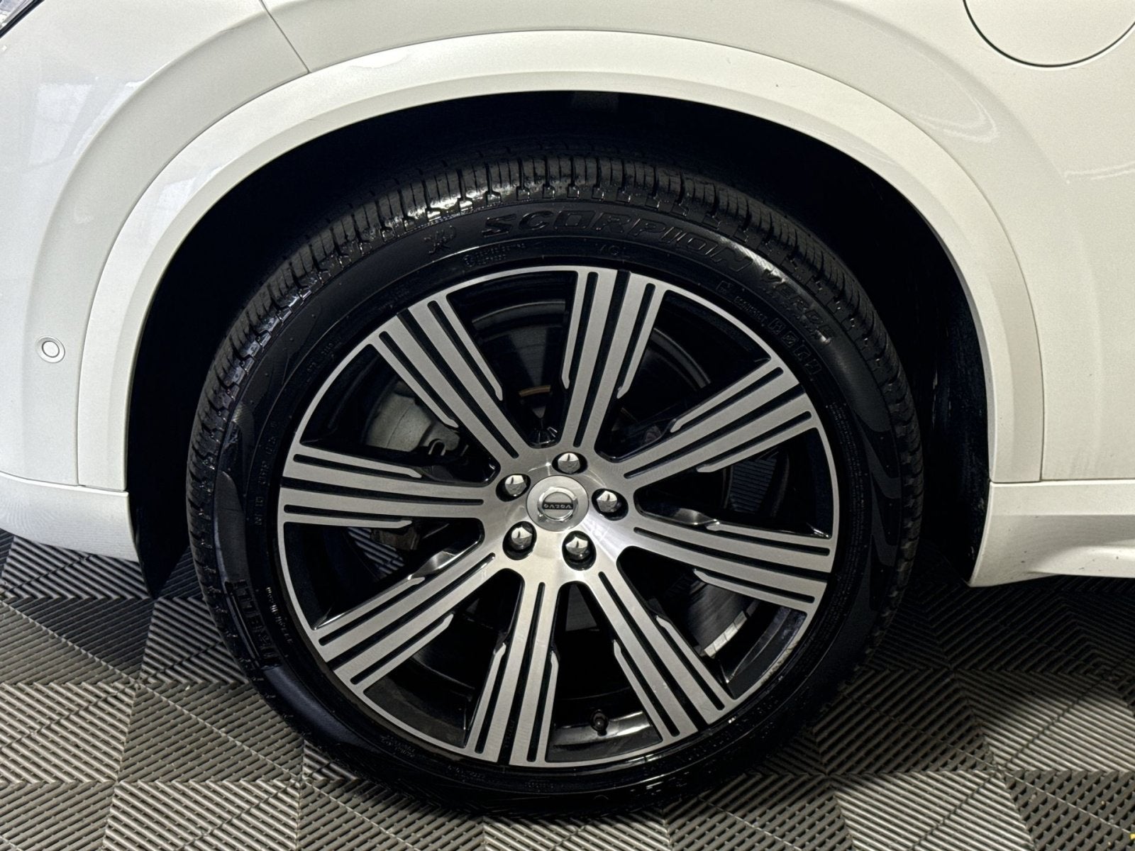 2023 Volvo XC90 Recharge Plug-In Hybrid Ultimate