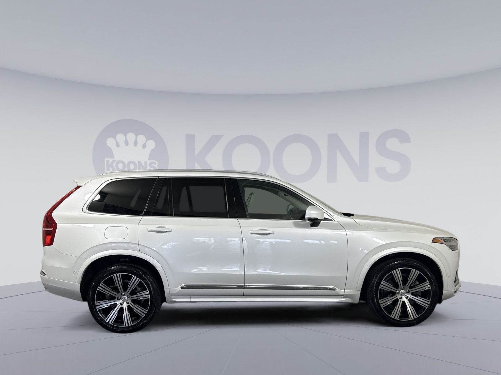 2023 Volvo XC90 Recharge Plug-In Hybrid Ultimate