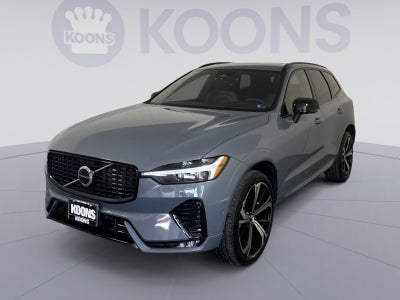 2023 Volvo XC60 B5 Ultimate Dark Theme