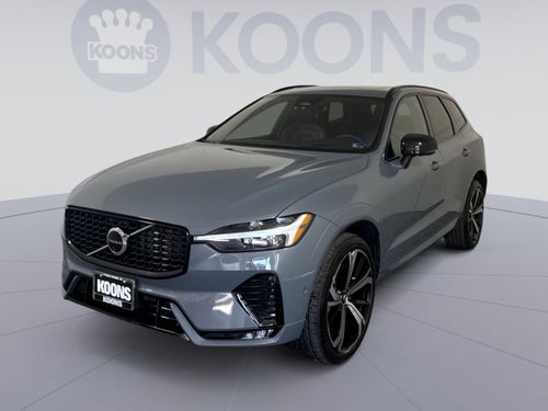 2023 Volvo XC60 B5 Ultimate Dark Theme