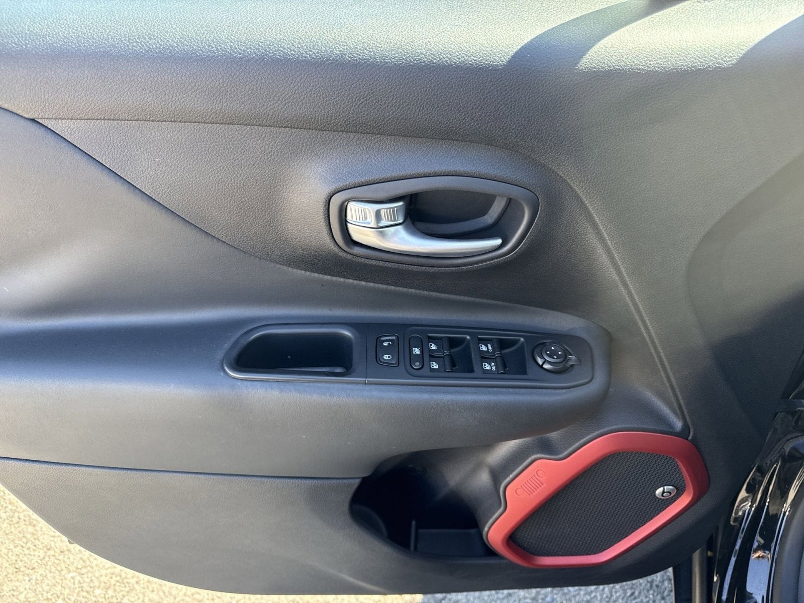 2016 Jeep Renegade Trailhawk