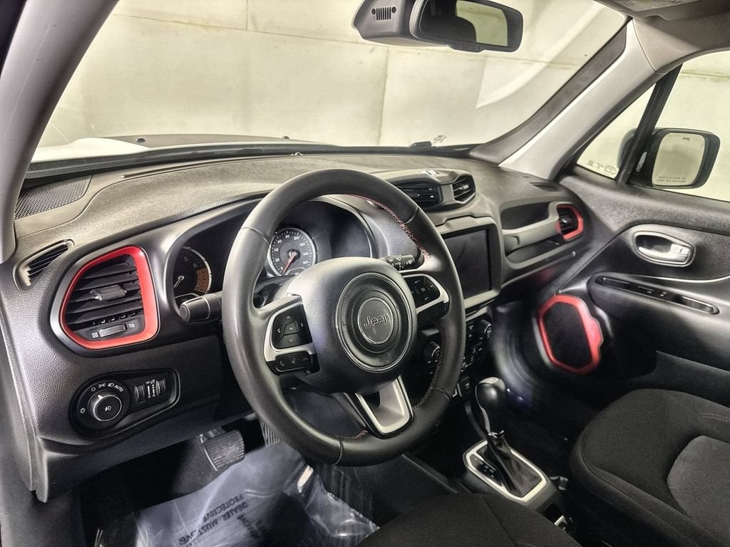 2023 Jeep Renegade Trailhawk