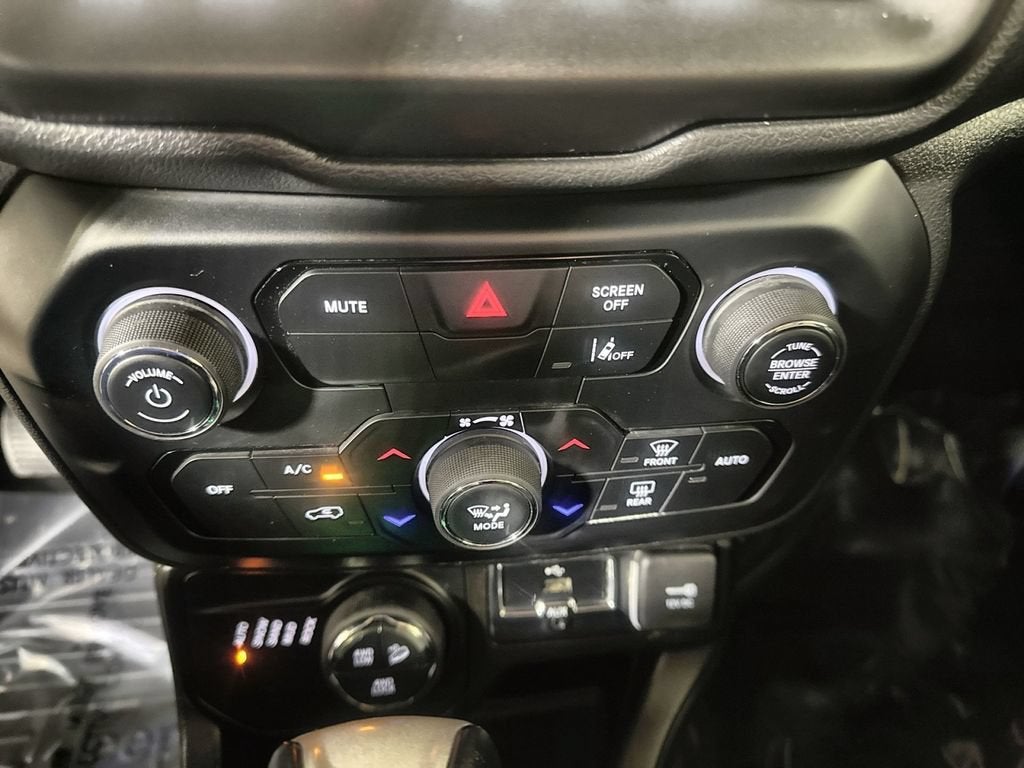 2023 Jeep Renegade Trailhawk