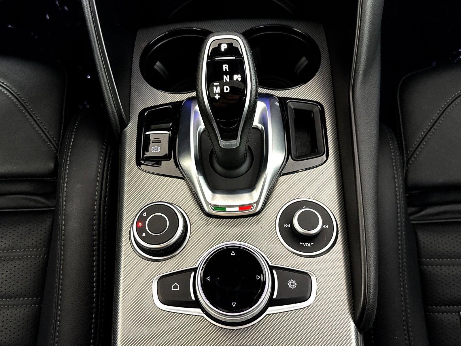 2024 Alfa Romeo Giulia Veloce