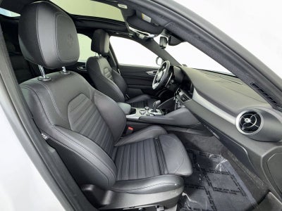 2024 Alfa Romeo Giulia Veloce